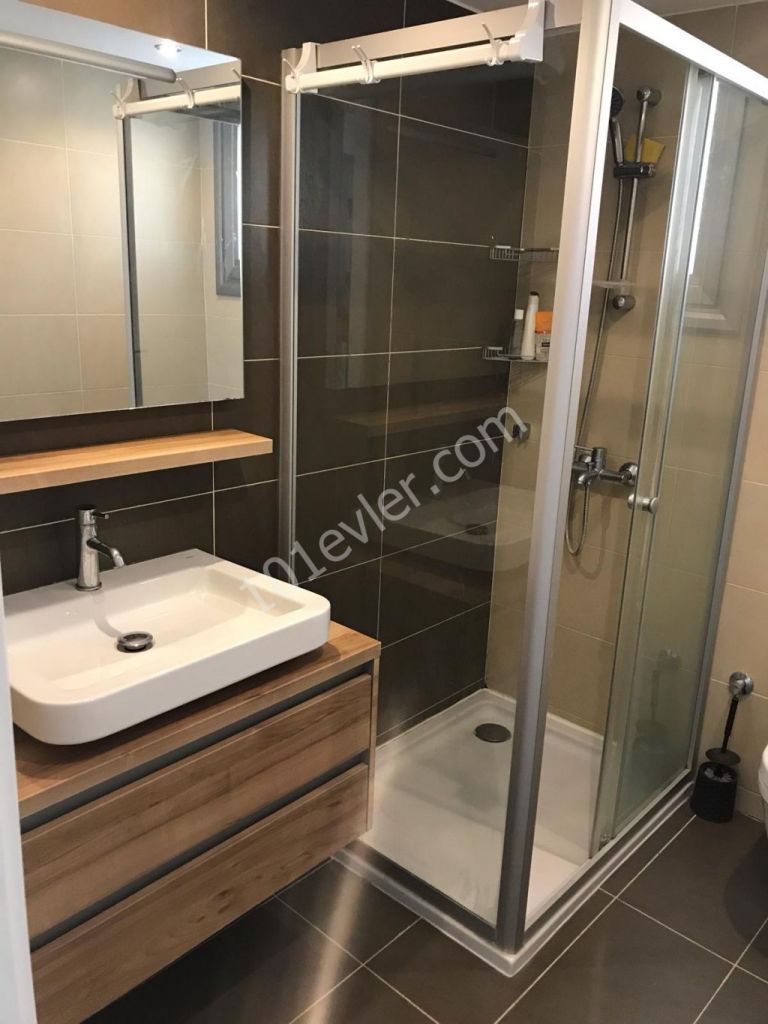 Flat To Rent in Girne Merkez, Kyrenia