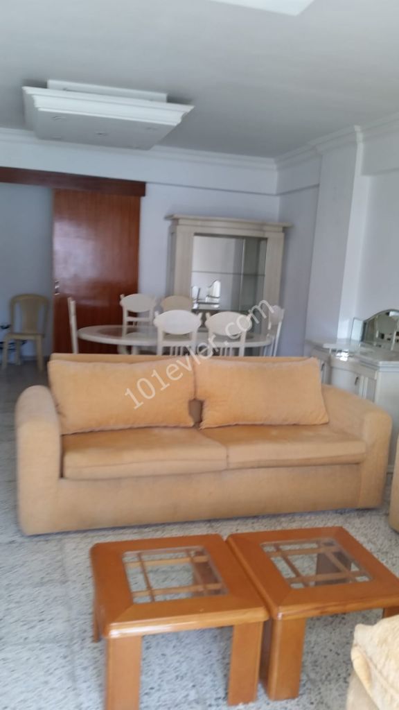 Flat To Rent in Girne Merkez, Kyrenia