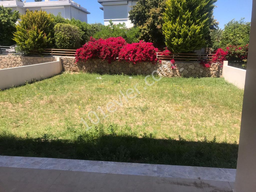 ویلا برای اجاره in Zeytinlik, گیرنه