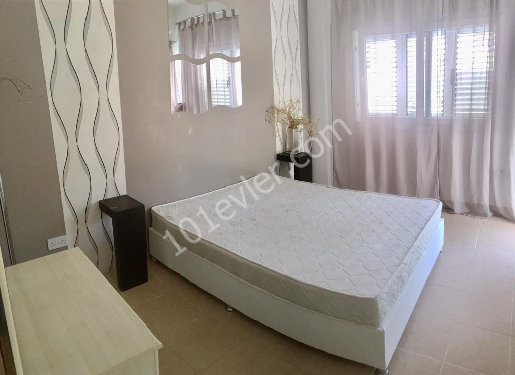 Girne Kaşgar yoluna yakın kiralık 3+1 eşyalı daire