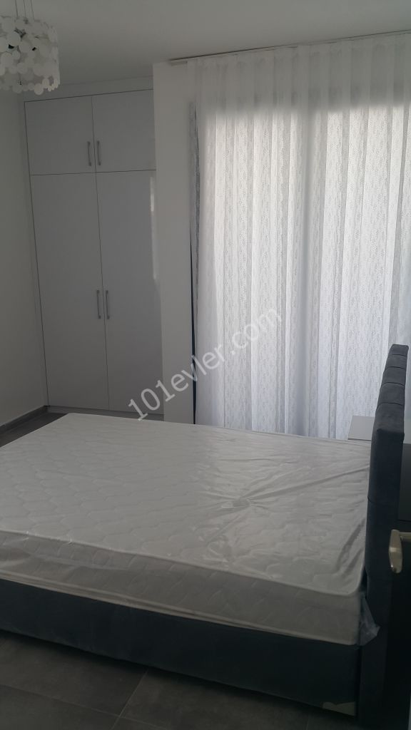 GİRNE YOK YOKTUR MARKET ARKASINDA 2+1 FULL EŞYALI LÜKS SIFIR DAİRE!!!