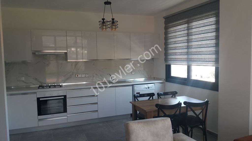 GİRNE YOK YOKTUR MARKET ARKASINDA 2+1 FULL EŞYALI LÜKS SIFIR DAİRE!!!