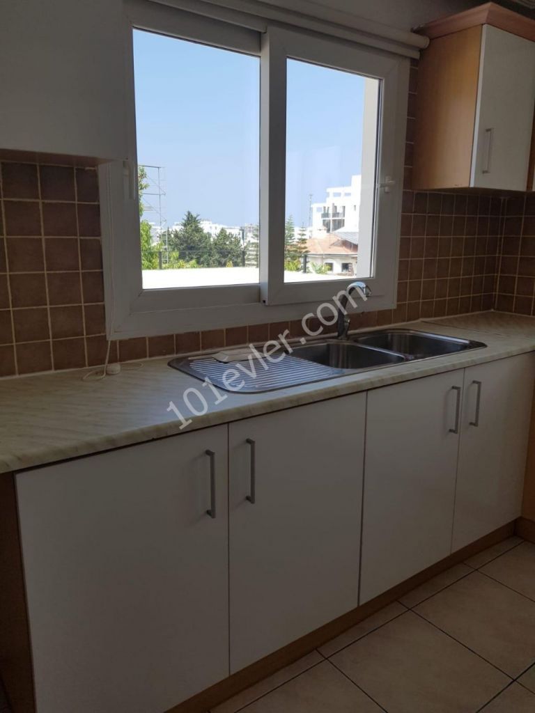 Penthouse Mieten in Girne Merkez, Kyrenia