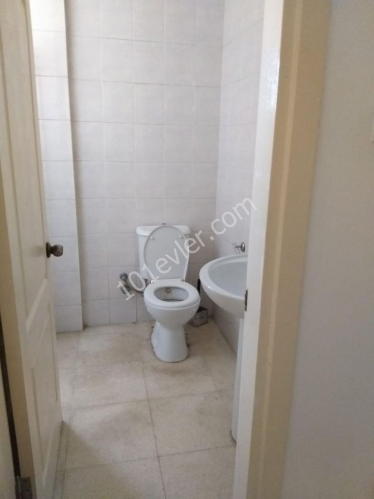 Flat To Rent in Ortaköy, Nicosia