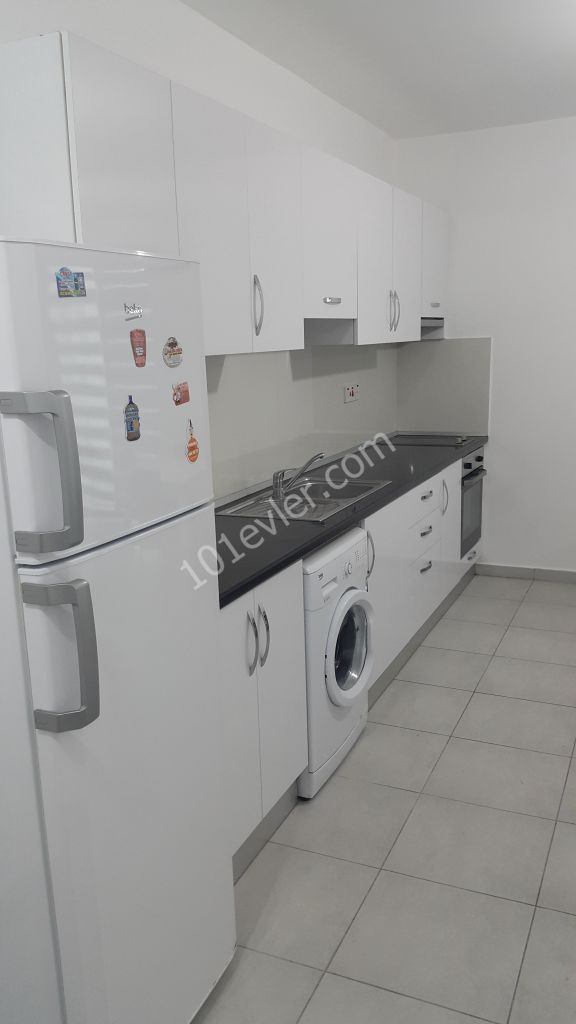 GİRNE KAR MARKET AŞAĞISINDA 2+1 LÜKS DAİRE!