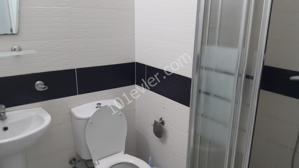 Flat To Rent in Türk Mahallesi, Kyrenia