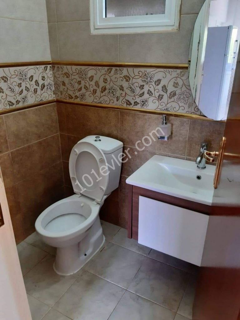 Flat To Rent in Karaoğlanoğlu, Kyrenia