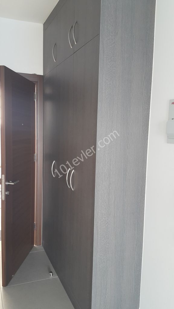 Flat To Rent in Karaoğlanoğlu, Kyrenia