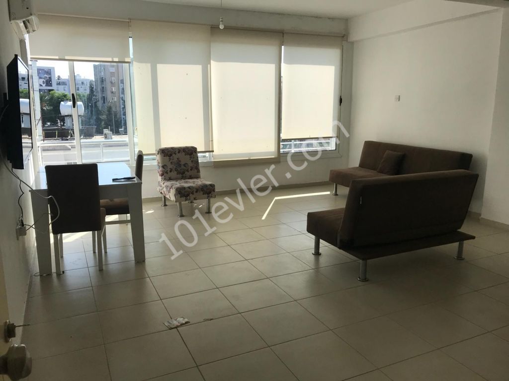 Flat To Rent in Küçük Kaymaklı, Nicosia