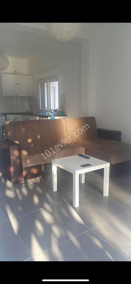 Flat To Rent in Karaoğlanoğlu, Kyrenia