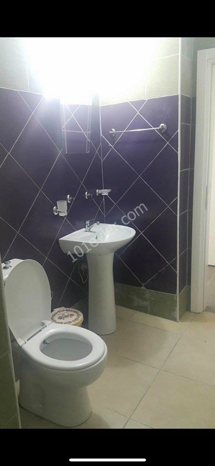 Flat To Rent in Karaoğlanoğlu, Kyrenia