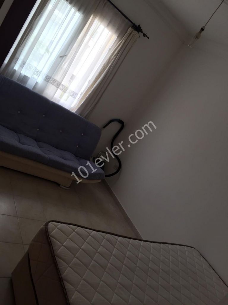 Flat To Rent in Girne Merkez, Kyrenia