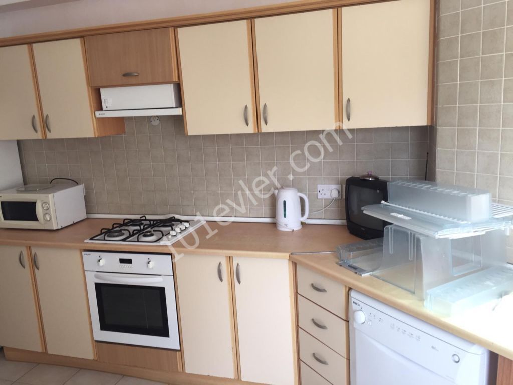 Flat To Rent in Girne Merkez, Kyrenia