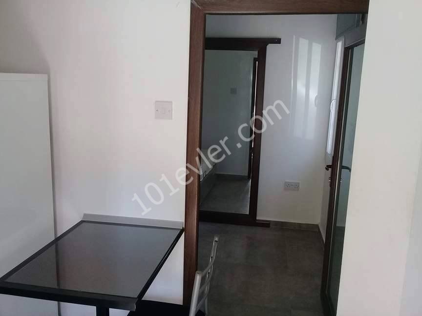 Flat To Rent in Girne Merkez, Kyrenia