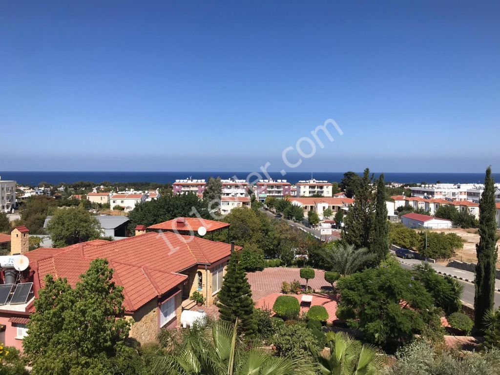 Flat To Rent in Alsancak, Kyrenia