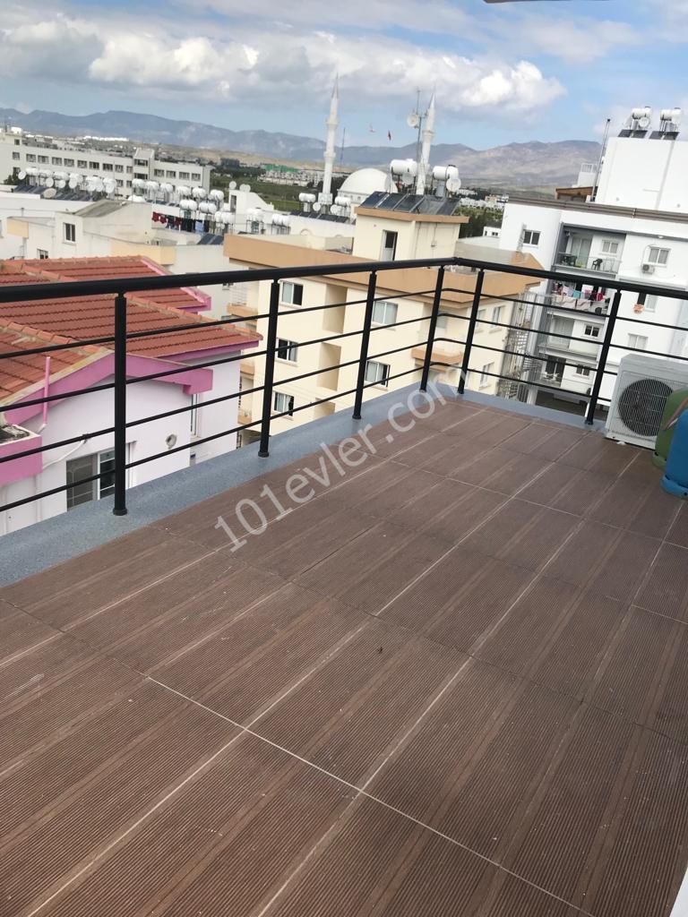 LEFKOŞA KAYMAKLI'DA TÜRK KOÇANLI PENTHOUSE!!!