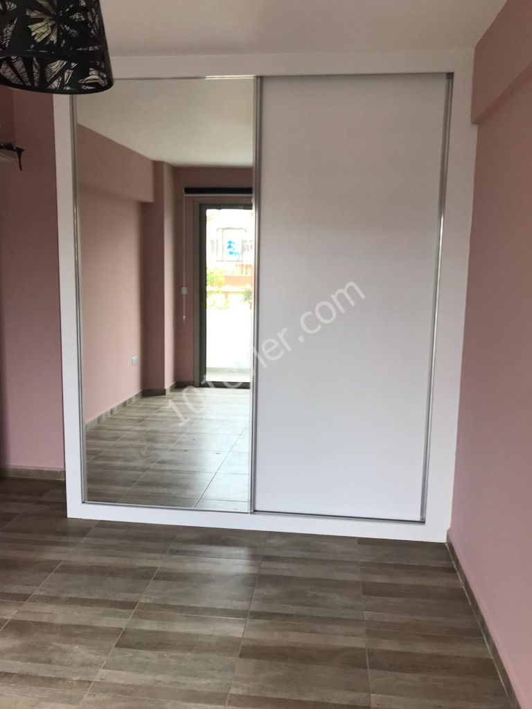 GİRNE YOK YOKTUR MARKET ARKASINDA EŞYASIZ 2+1 LÜKS DAİRE!