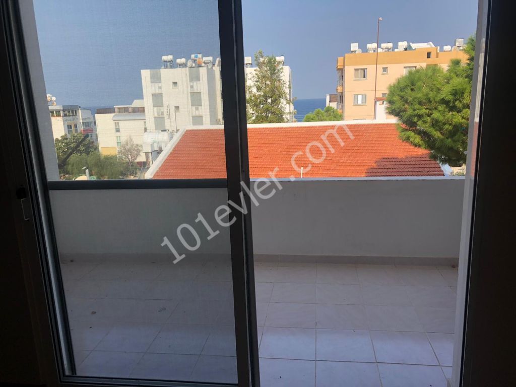 Flat To Rent in Girne Merkez, Kyrenia