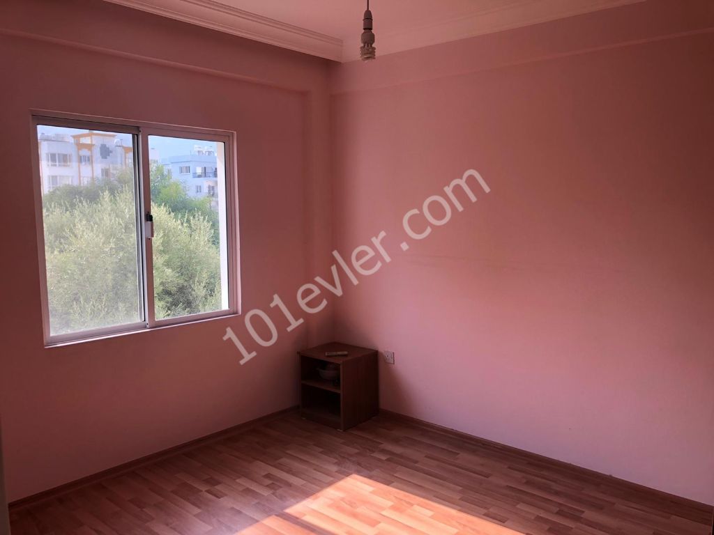 Flat To Rent in Girne Merkez, Kyrenia