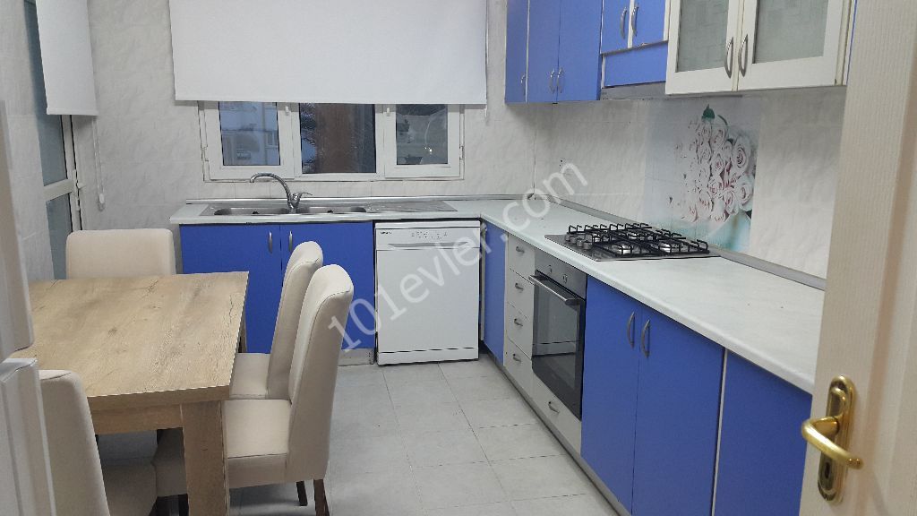 Flat To Rent in Girne Merkez, Kyrenia