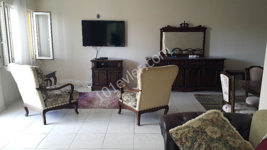 Flat To Rent in Girne Merkez, Kyrenia