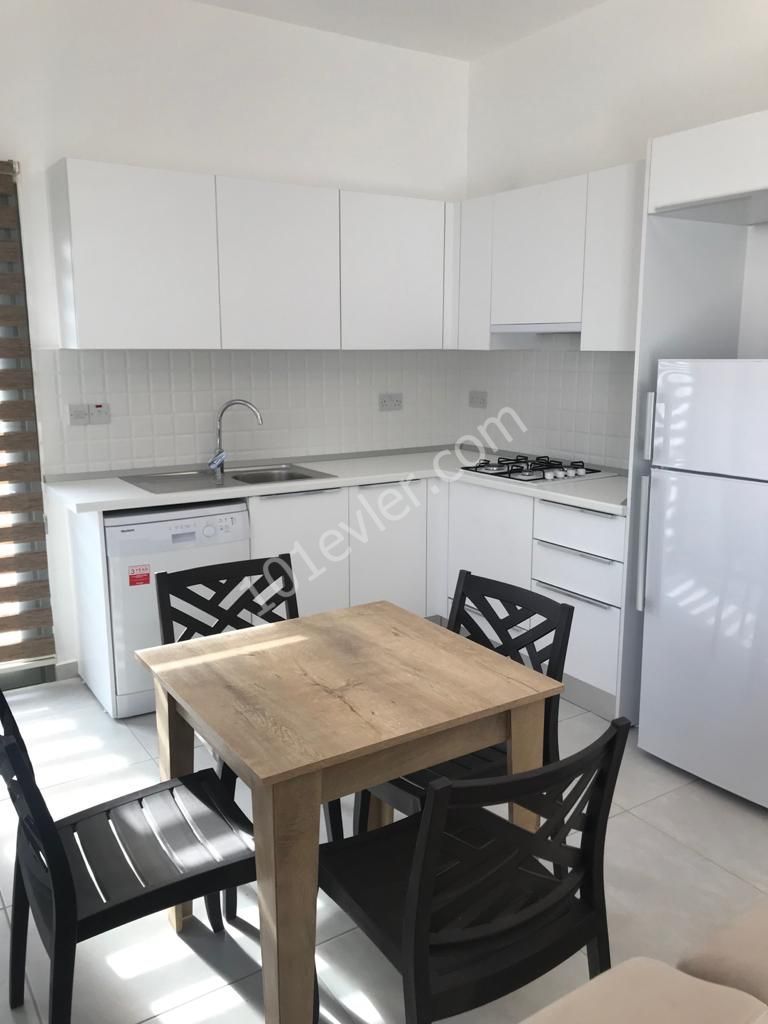 KIBRIS TOWN HOUSES'DA ZEMİN KATTA EŞYALI 1+1 DAİRE!