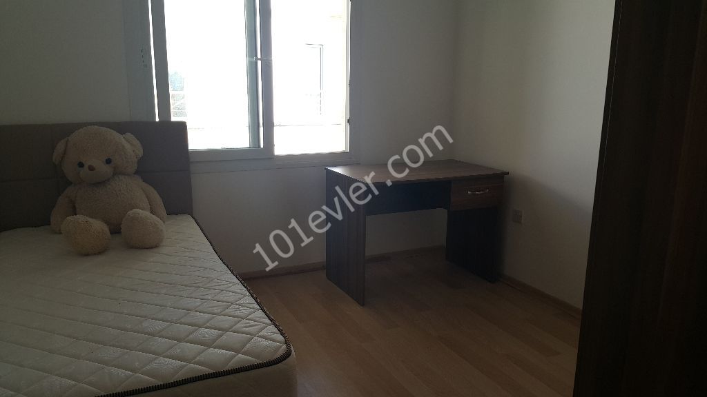 Flat To Rent in Dikmen, Kyrenia