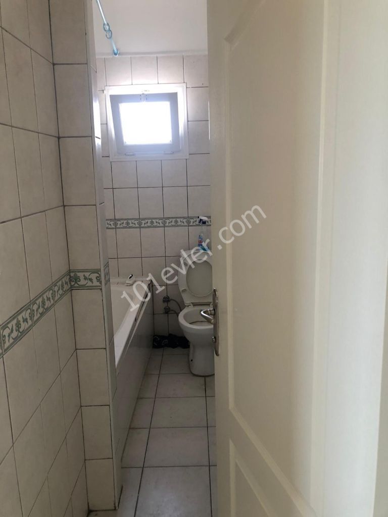 Flat To Rent in Lapta, Kyrenia