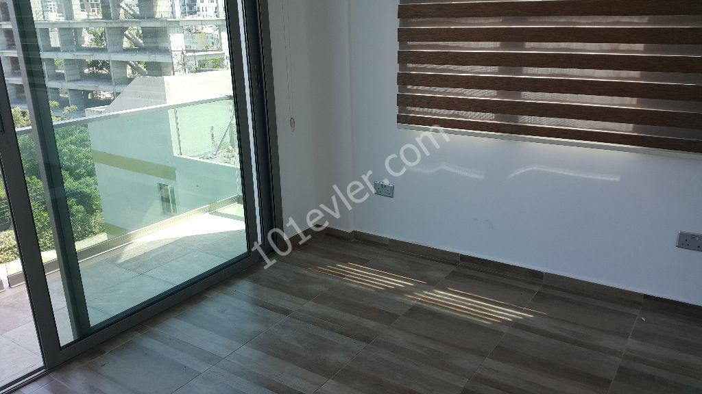 Flat To Rent in Girne Merkez, Kyrenia