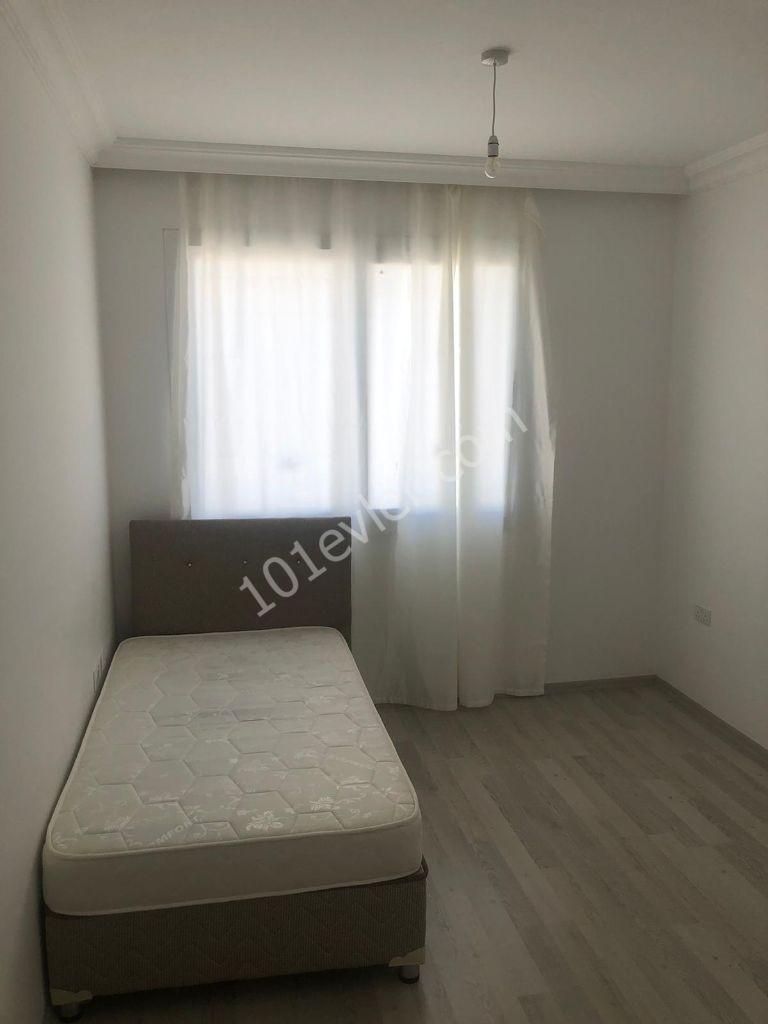 GİRNE ALSANCAK'TA 3+1 EŞYALI DAİRE