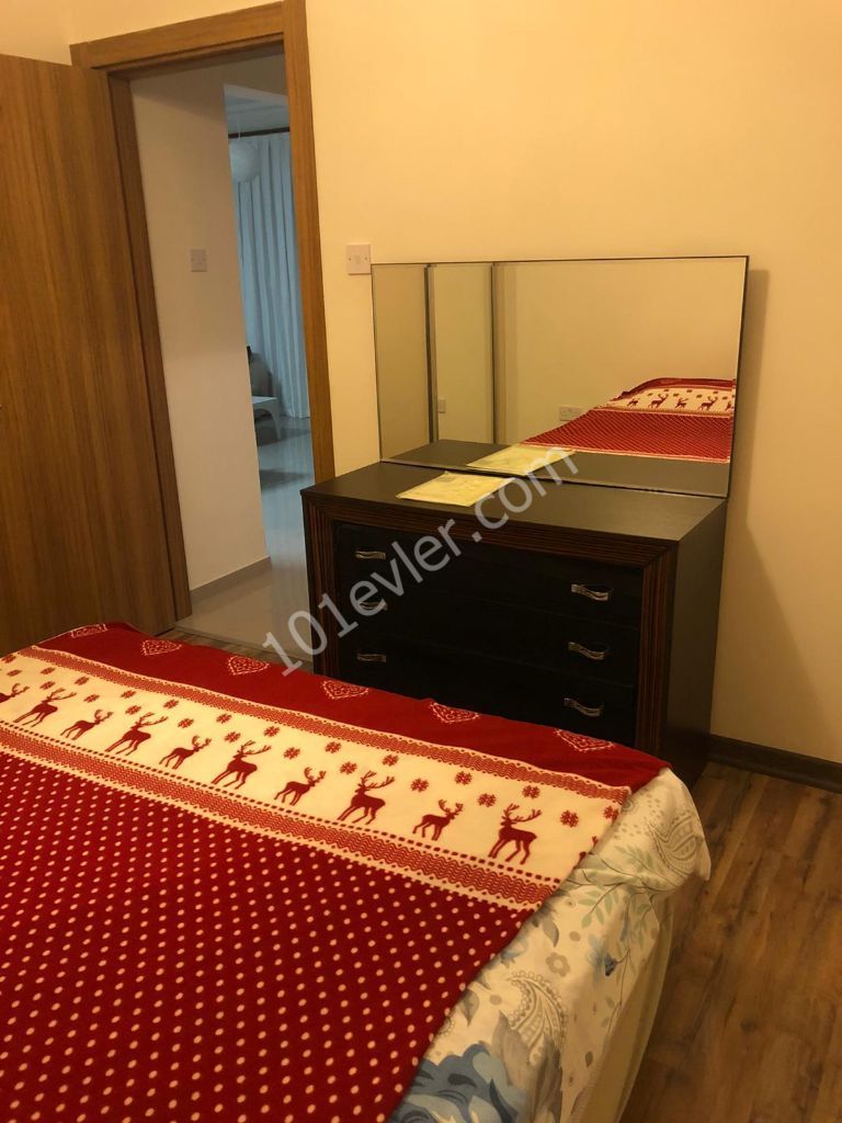 GİRNE MERKEZ PİA BELLA ARKASI  2+1 FULL EŞYALI DAİRE!!