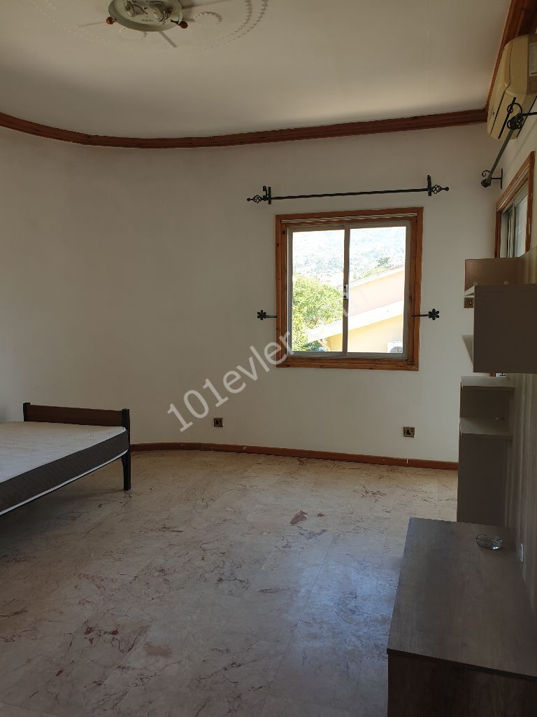 Villa To Rent in Karaoğlanoğlu, Kyrenia