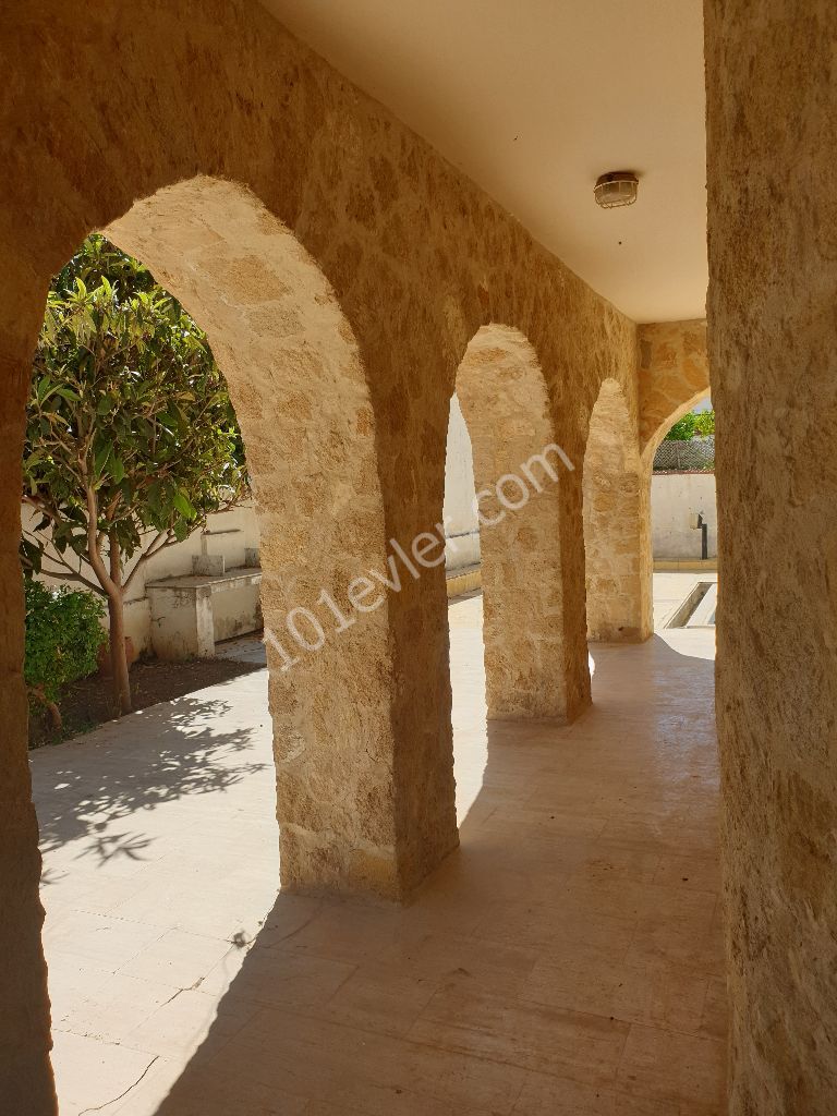 Villa To Rent in Karaoğlanoğlu, Kyrenia