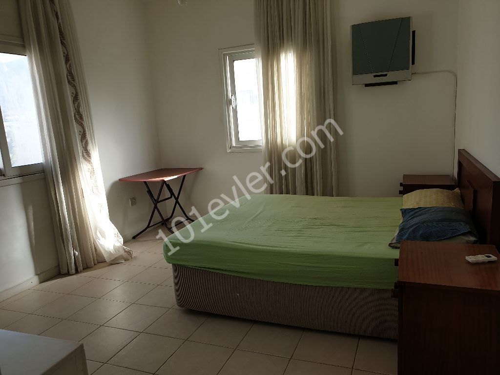 Flat To Rent in Girne Merkez, Kyrenia