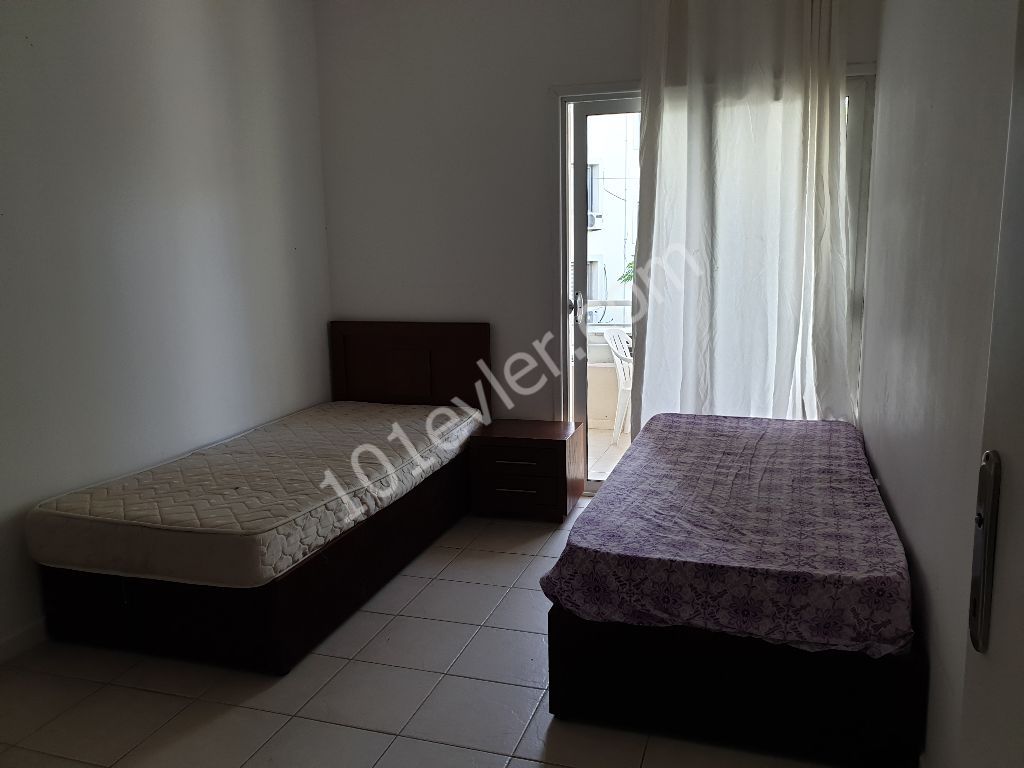 Flat To Rent in Girne Merkez, Kyrenia