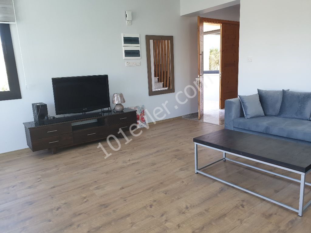 VOLL MÖBLIERTE LUXUS 4+1 VILLA MIT PRIVATEM POOL IN KYRENIA CHATALKÖY!!! ** 