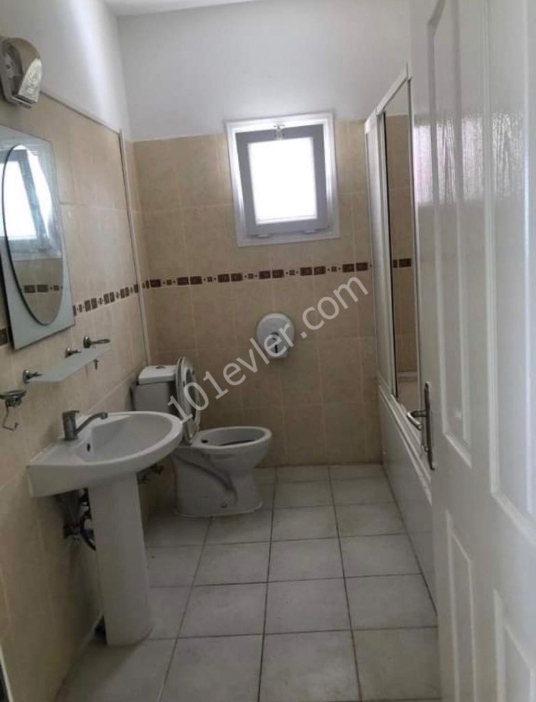 Flat To Rent in Lapta, Kyrenia