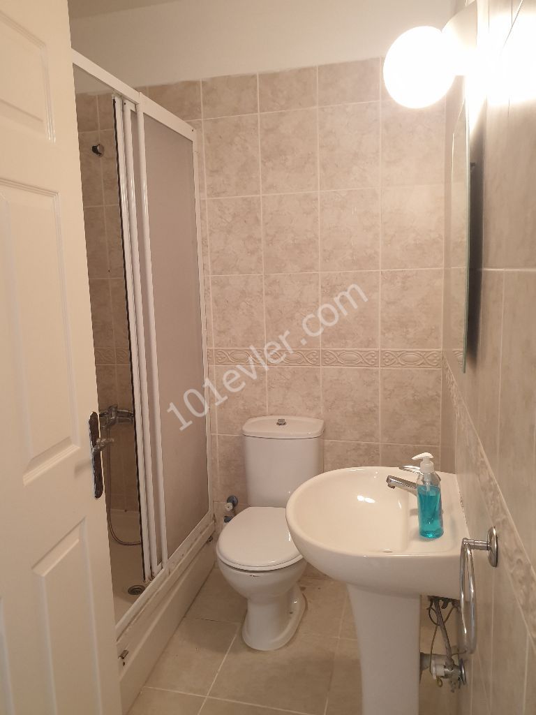 Flat To Rent in Girne Merkez, Kyrenia