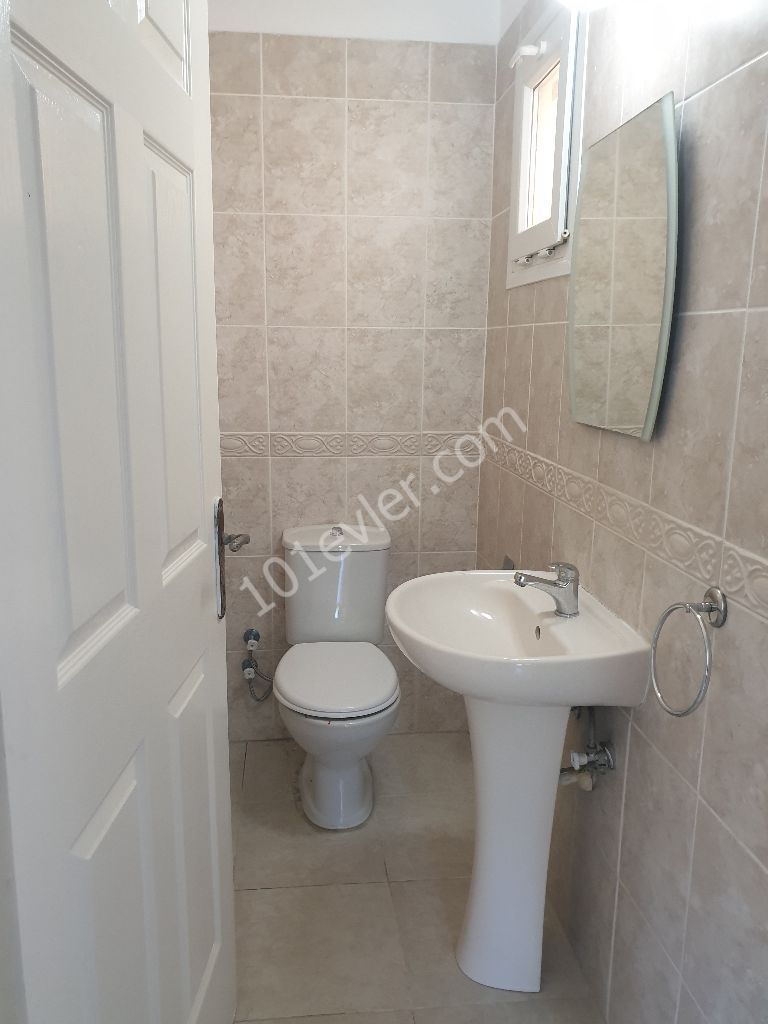 Flat To Rent in Girne Merkez, Kyrenia