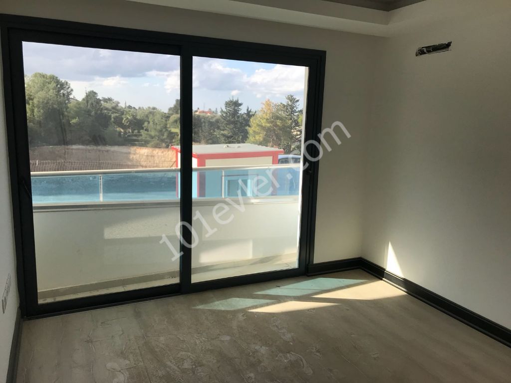 Flat To Rent in Girne Merkez, Kyrenia