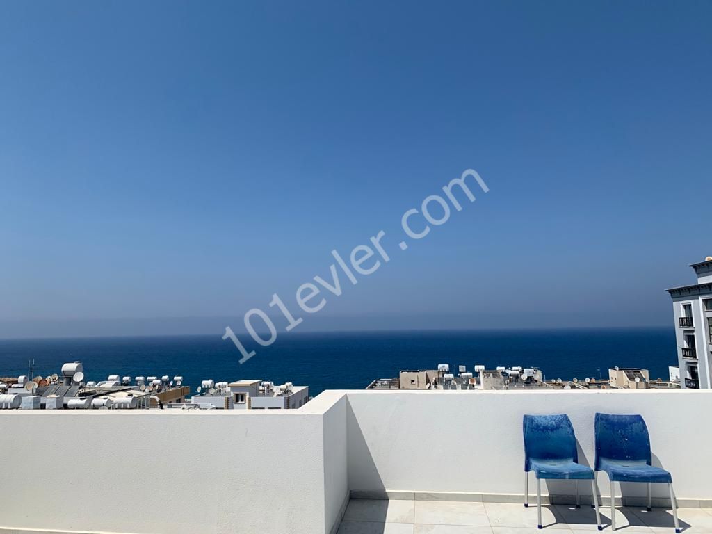 Penthouse To Rent in Girne Merkez, Kyrenia