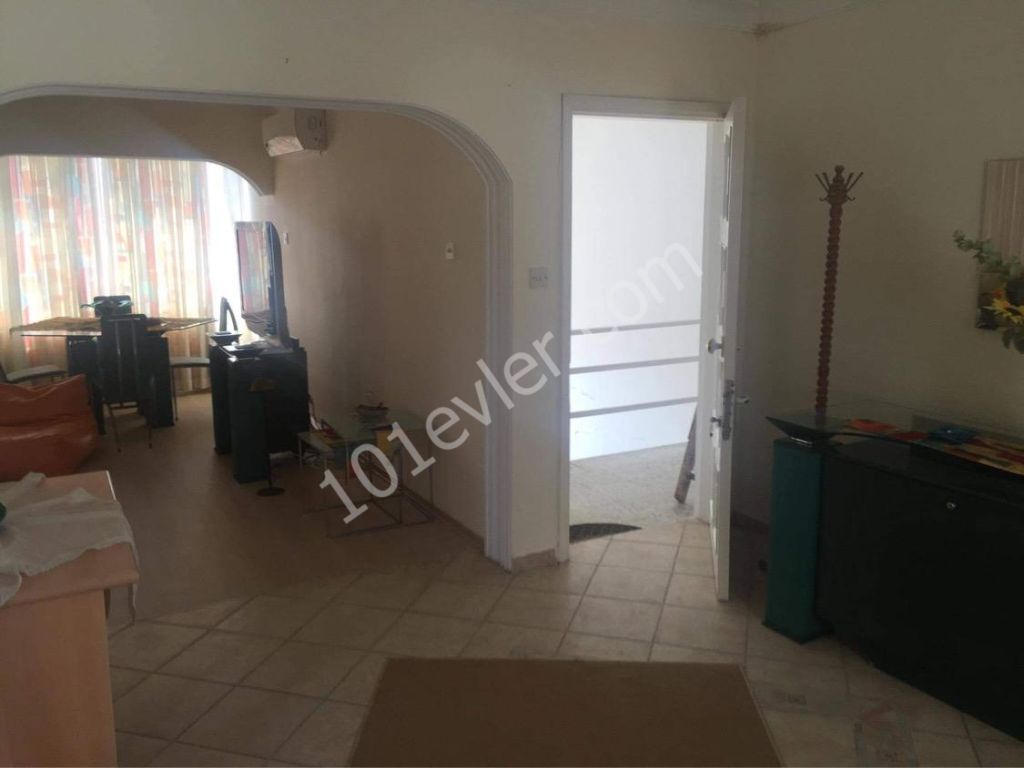 Flat To Rent in Kumsal, Nicosia