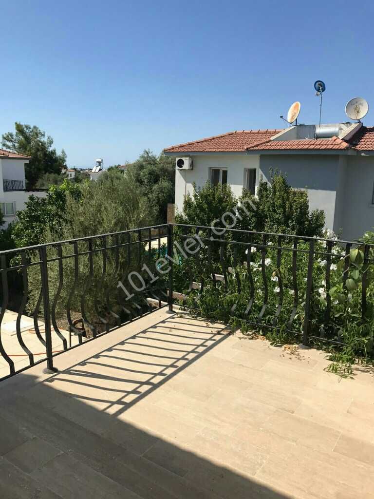 VOLL MÖBLIERTE 3 + 1 VILLA MIT PRIVATEM POOL IN CHATALKÖY CRATOS! ** 