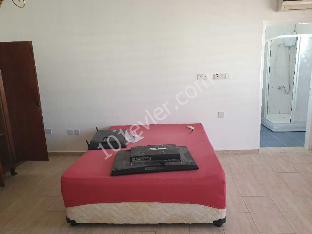 Flat To Rent in Girne Merkez, Kyrenia