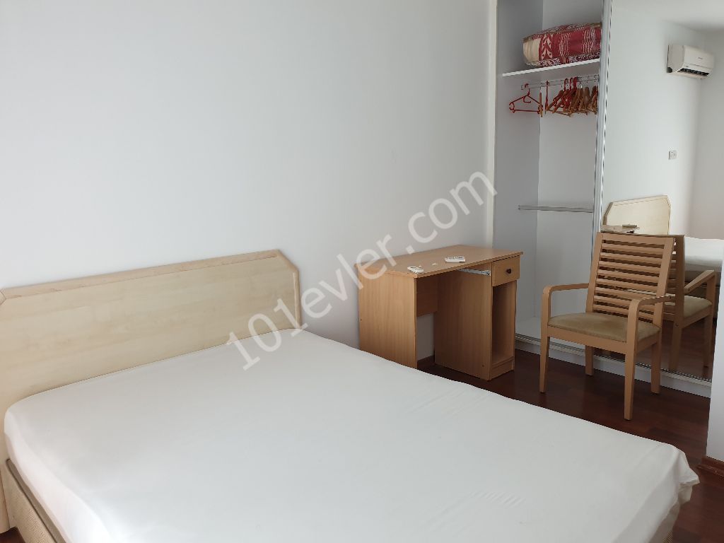 Flat To Rent in Girne Merkez, Kyrenia