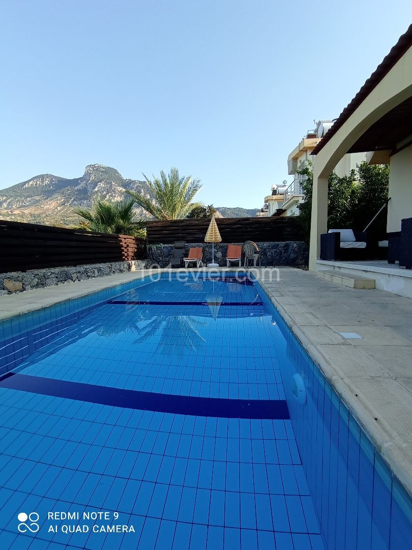 VOLL MÖBLIERTE VILLA MIT PRIVATEM POOL IN KYRENIA KARSIYAKA! ** 