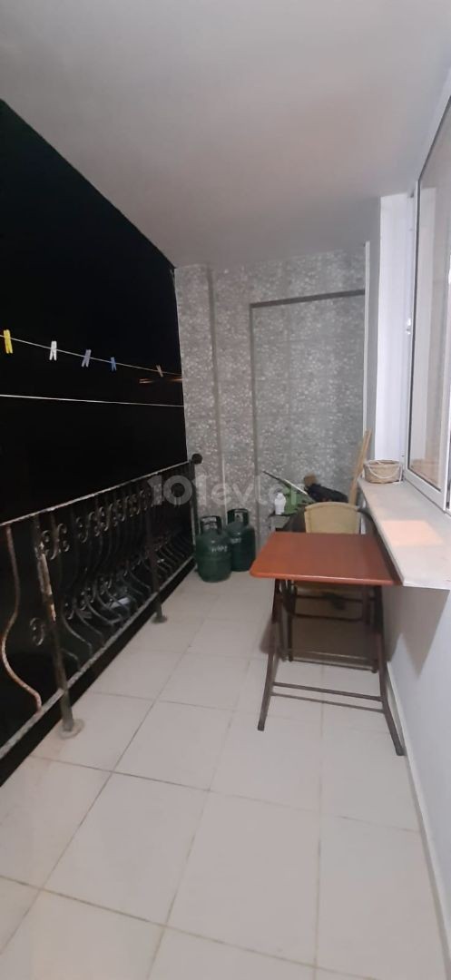 GİRNE KARAKUM OSCAR HOTEL YAKININDA 1+1 EŞYALI DAİRE