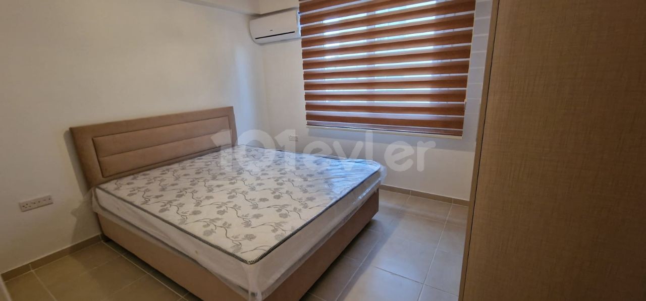 NEW FULLY FURNISHED 2+1 LUXURIOUS FLAT IN THE CENTER OF KYRENIA IN A NEW BUILDING