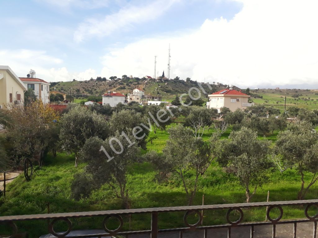 نیمه جدا برای اجاره in Boğaz, ایسکله