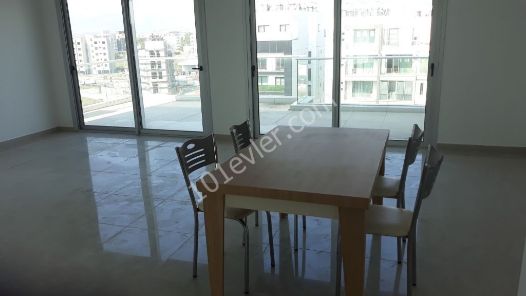 LEFKOŞA ORTAKÖY'DE  EŞYALI KİRALIK 2+1 PENTHOUSE